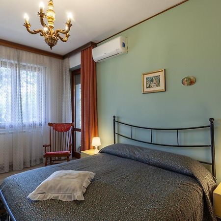 Appartement Casa Cesarina à Massa  Extérieur photo
